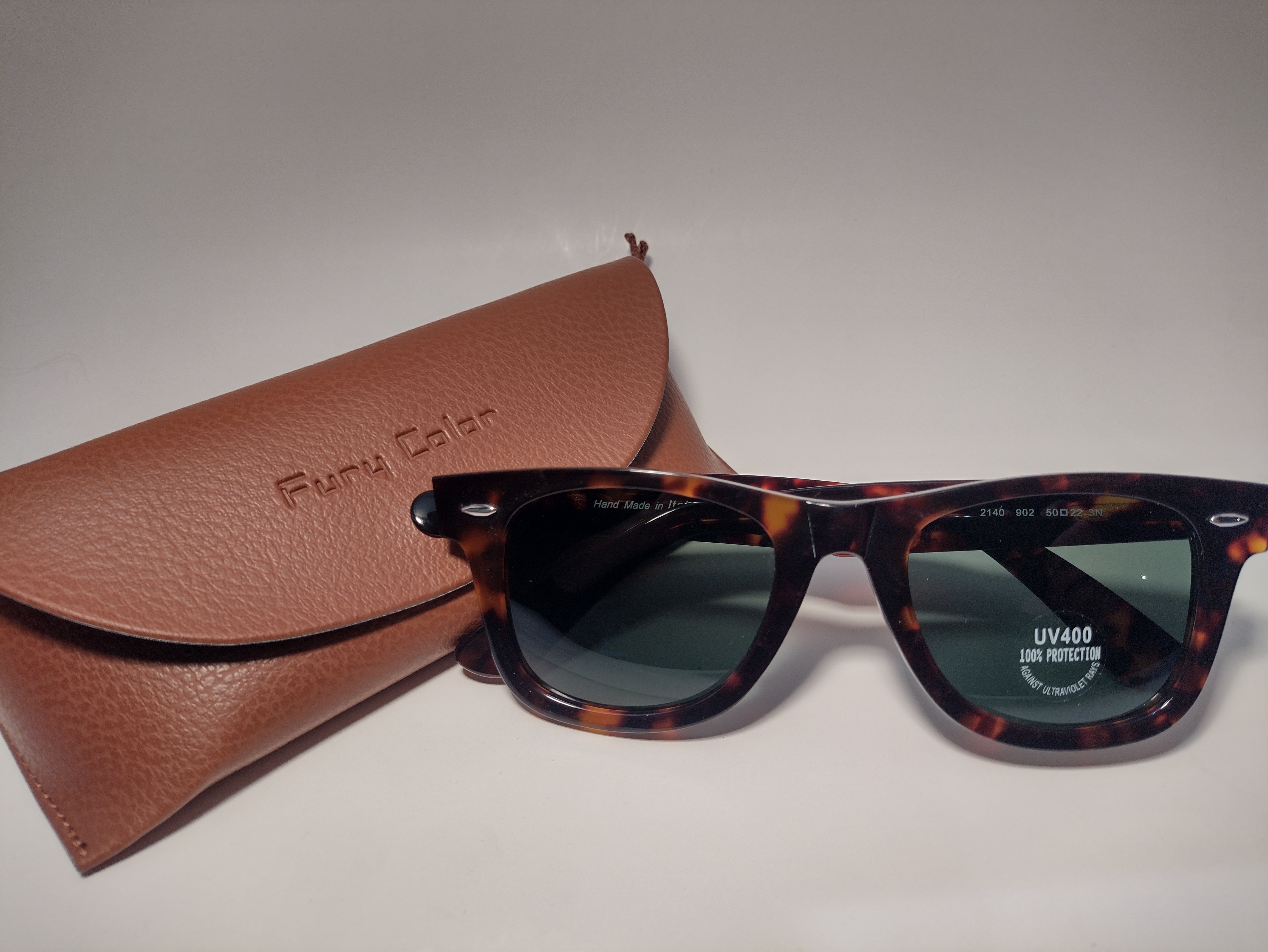 Wayfarer Tortoise Fury Color